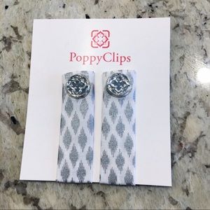 Poppy Clips